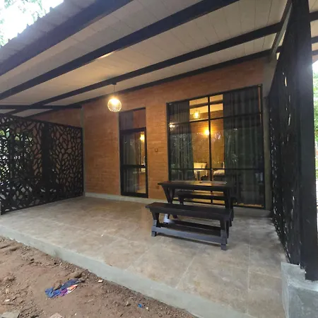 Life Of Leisure Wilpattu Villa Pahala Maragahawewa Room photo